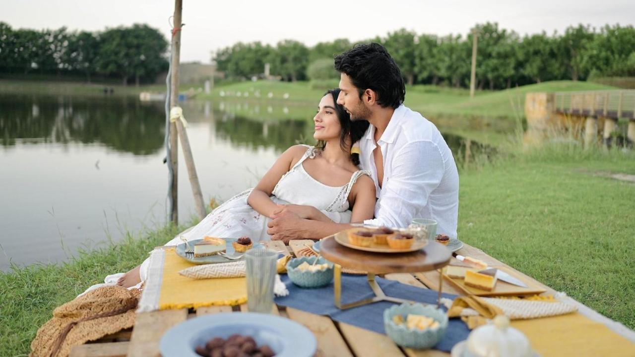 Life At Repose- Lake Villas Resort & Club Chor Warodra Ngoại thất bức ảnh