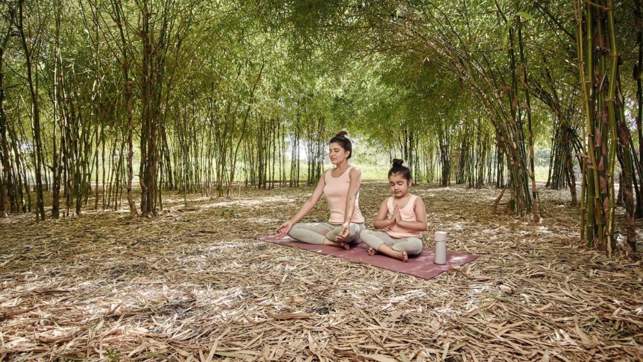 Life At Repose- Lake Villas Resort & Club Chor Warodra Ngoại thất bức ảnh